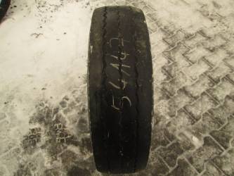 Opona używana 215/75R17.5 Pirelli ST01