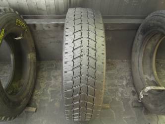 Opona używana 275/70R22.5 Bridgestone BIEZNIKOWANA