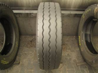 Opona używana 275/70R22.5 Bridgestone BIEZNIKOWANA