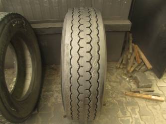 Opona używana 275/70R22.5 Pirelli BIEZNIKOWANA