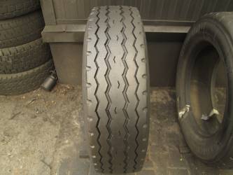 Opona używana 275/70R22.5 Pirelli BIEZNIKOWANA