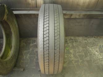 Opona używana 275/70R22.5 Goodyear BIEZNIKOWANA