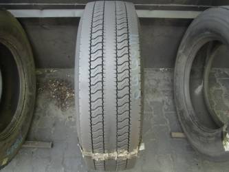 Opona używana 275/70R22.5 Nokian BIEZNIKOWANA