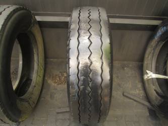 Opona używana 275/70R22.5 Bridgestone BIEZNIKOWANA