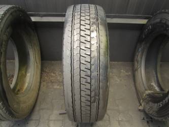 Opona używana 275/70R22.5 Michelin BIEZNIKOWANA