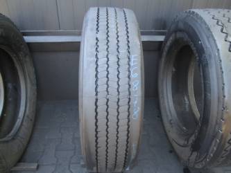 Opona używana 275/70R22.5 Dunlop BIEZNIKOWANA