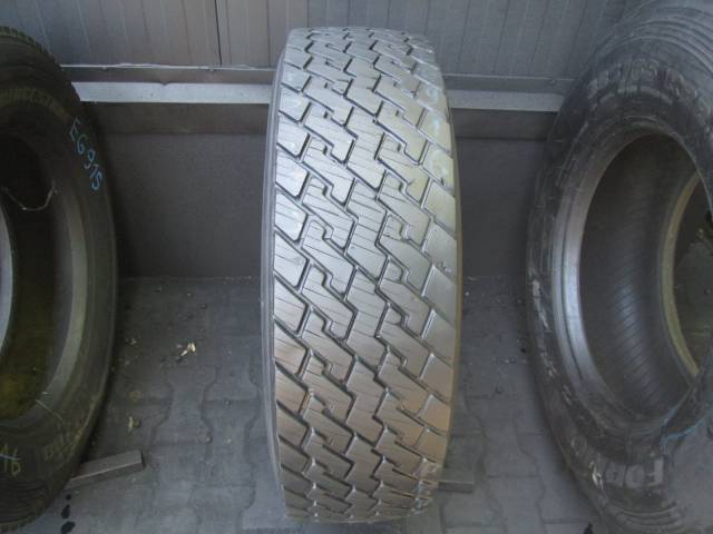 Opona używana 275/70R22.5 Fulda BIEZNIKOWANA