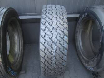 Opona używana 275/70R22.5 Pirelli BIEZNIKOWANA