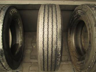 Opona używana 215/75R17.5 Bridgestone V-STEEL 294