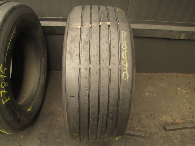 Opona używana 385/55R22,5 Dunlop SP252