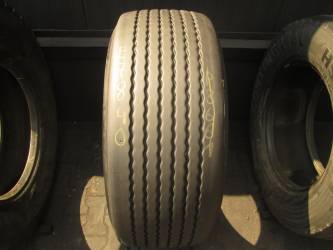 Opona używana 385/55R22,5 Dunlop BIEŻNIKOWANA