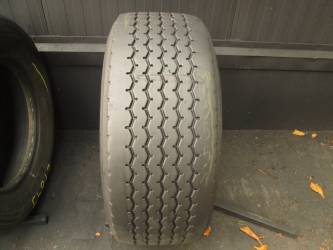 Opona używana 385/55R22,5 Goodyear BIEŻNIKOWANA