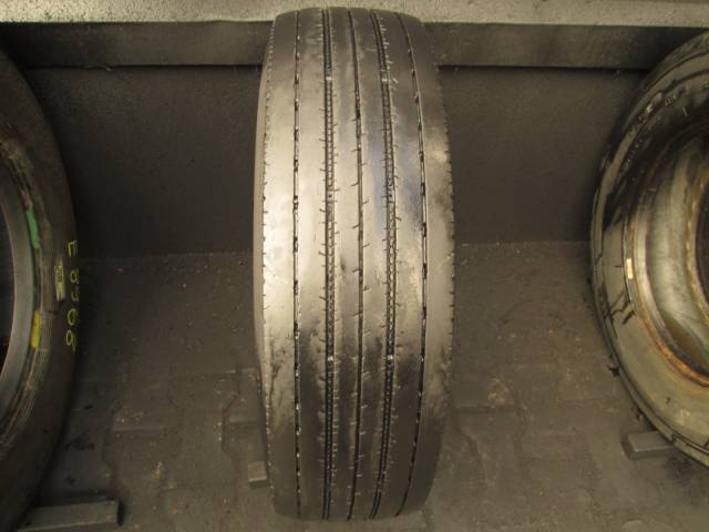 Opona używana 215/75R17,5 Goodyear RHS