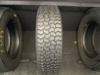 Opona używana 235/75R17,5 Continental BIEŻNIKOWANA