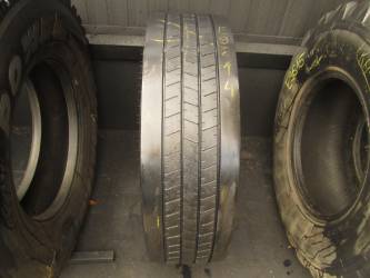 Opona używana 275/70R22,5 Dunlop SP472