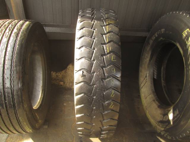 Opona używana 12R22,5 Aeolus HN329