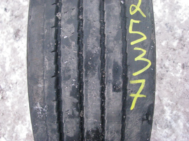 Opona używana 215/75R17.5 Toyo M143