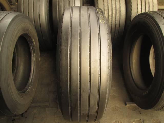 Opona używana 385/65R22,5 KRONE KR311 ECO