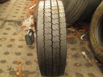 Opona używana 275/70R22,5 Pirelli MC85