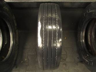 Opona używana 205/75R17,5 Pirelli FR85