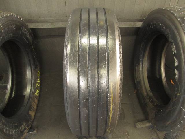 Opona używana 315/60R22,5 Pirelli FH55