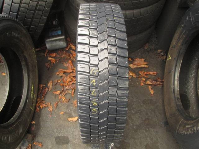 Opona używana 205/75R17,5 Goodyear BIEŻNIKOWANA