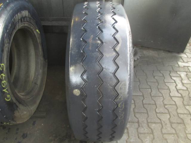 Opona używana 385/65R22,5 Goodyear BIEŻNIKOWANA