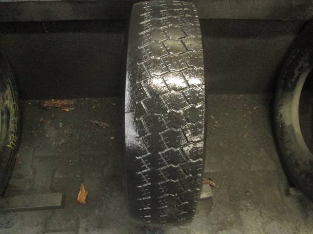 Opona używana 205/75R17,5 Matador BIEŻNIKOWANA