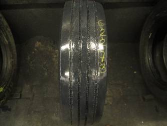 Opona używana 215/75R17,5 Kumho KRS03