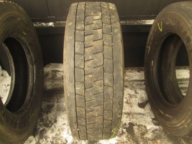 Opona używana 315/70R22,5 FLEETMASTER BIEŻNIKOWANA