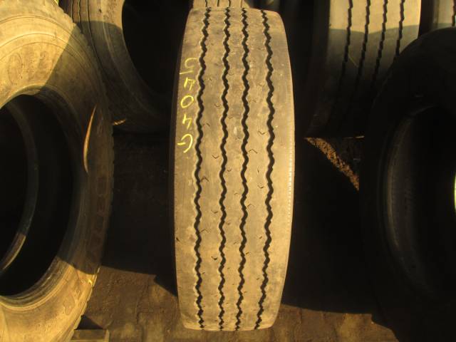 Opona używana 275/70R22,5 Semperit EURO-STEEL
