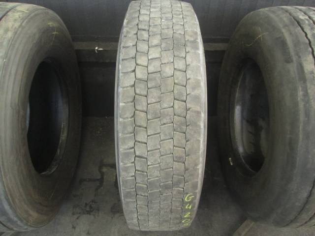 Opona używana 315/80R22,5 Bridgestone BIEŻNIKOWANA