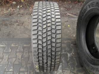 Opona używana 295/60R22,5 Michelin BIEŻNIKOWANA