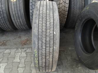 Opona używana 295/80R22,5 Bridgestone BIEŻNIKOWANA