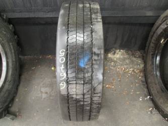 Opona używana 275/70R22,5 Pirelli MC01