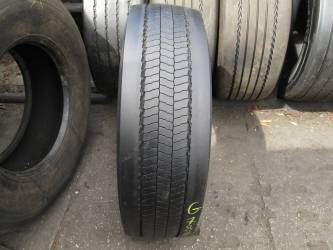 Opona używana 275/70R22,5 Pirelli MC01