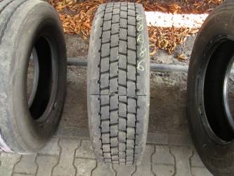 Opona używana 215/75R17,5 Michelin BIEŻNIKOWANA