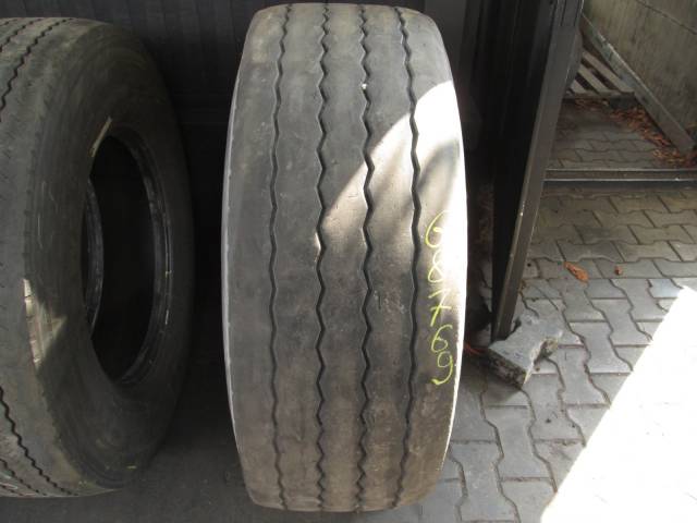 Opona używana 385/65R22,5 Goodyear BIEŻNIKOWANA