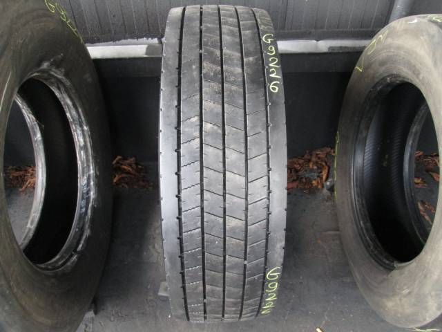 Opona używana 275/70R22,5 Dunlop SP472