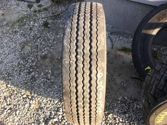 Opona używana 245/70R19.5 Continental HSR