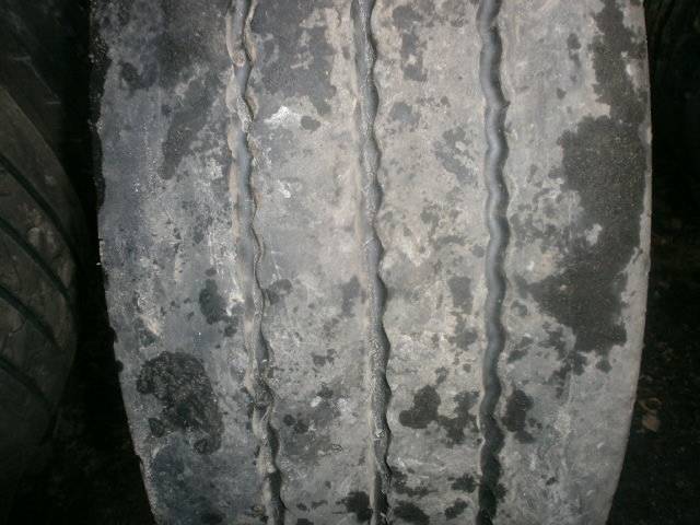 Opona używana 315/70R22,5 Doublestar DSR266