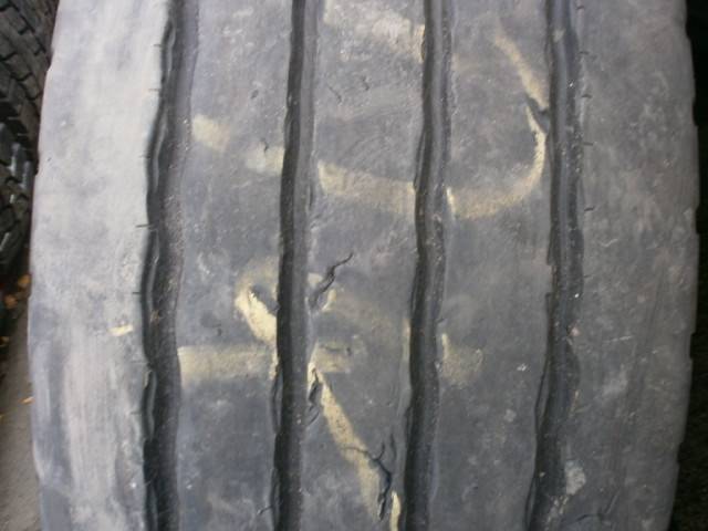 Opona używana 315/70R22,5 Riken EXTENGO