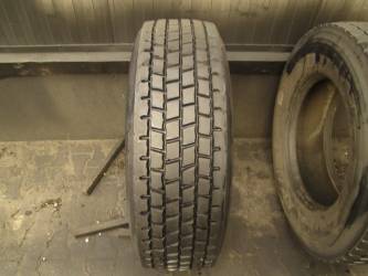 Opona używana 315/70R22,5 Dunlop BIEŻNIKOWANA