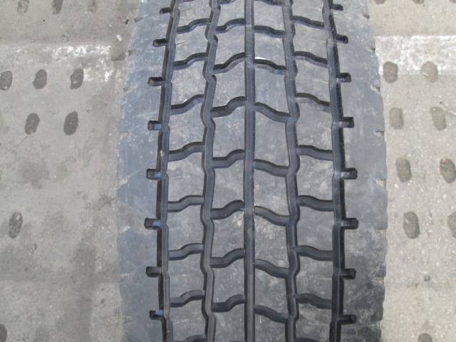 Opona używana 315/70R22,5 Bridgestone M749