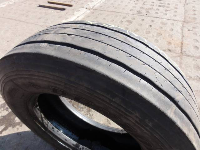 Opona używana 245/70R19,5 Dunlop SP252