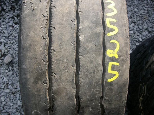 Opona używana 245/70R19.5 Michelin XTA2