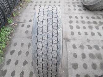 Opona używana 315/70R22,5 Bridgestone BIEŻNIKOWANA