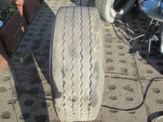 Opona używana 385/65R22,5 Hankook BIEŻNIKOWANA