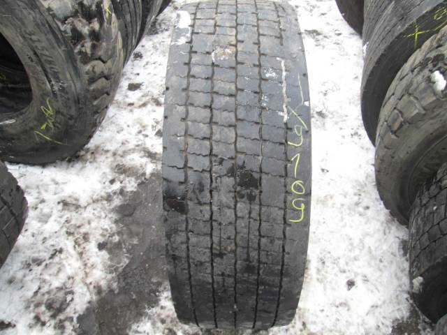 Opona używana 295/55R22,5 Continental BIEŻNIKOWANA