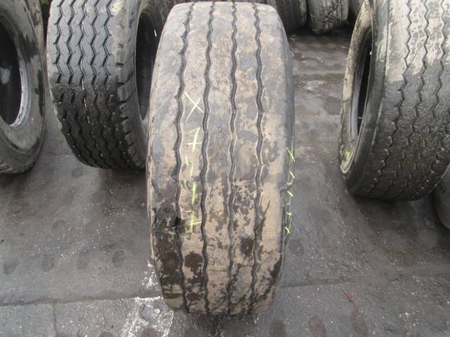 Opona używana 385/65R22,5 Goodyear BIEŻNIKOWANA